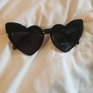 Black Heart Sunnies